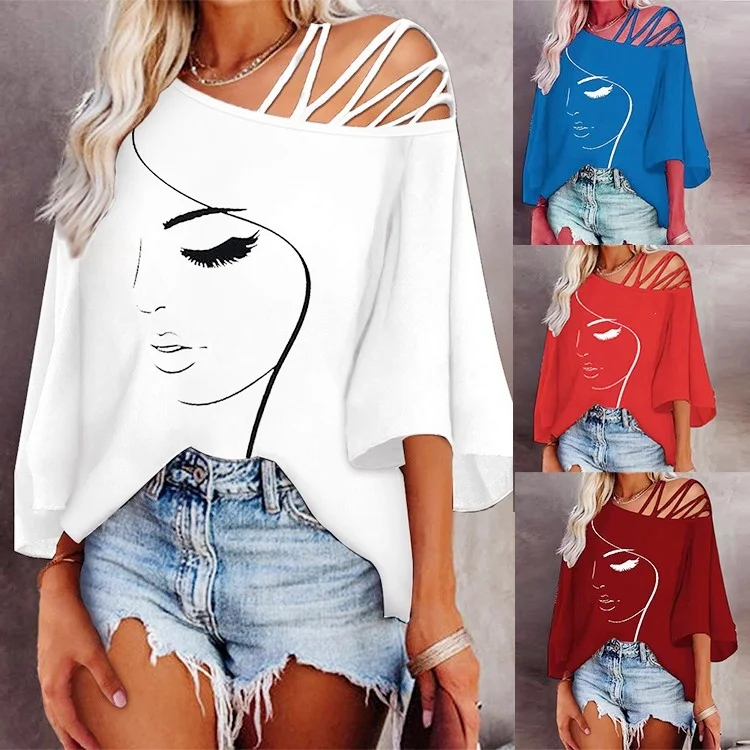 Frühling Sommer Mode Patchwork Locker Geschnittenes Oberteil mit Schrägausschnitt Bedrucktes T-Shirt mit Löchern Ausgehöhlte Shirts Tops