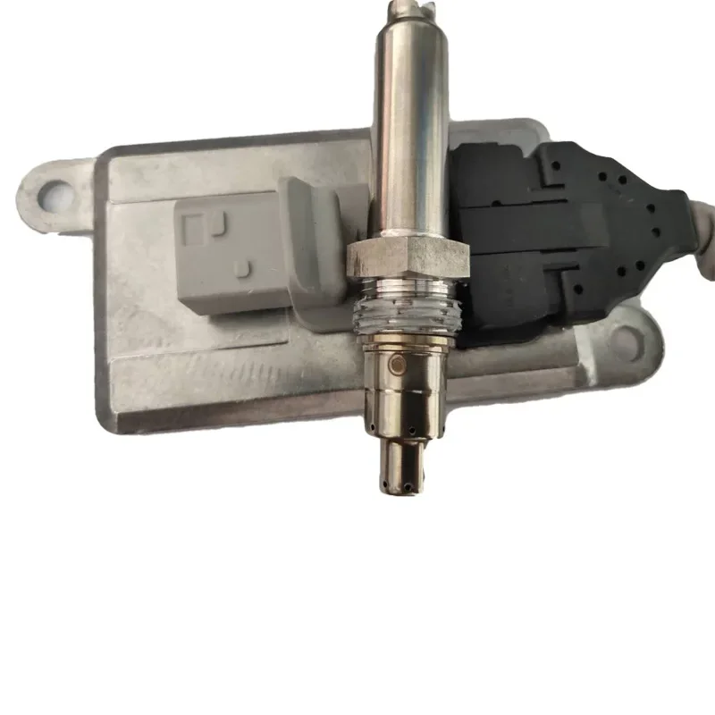 Stickstoff-Sauerstoffsensor 5WK96760A 4327153   Nox-Sensor 24V