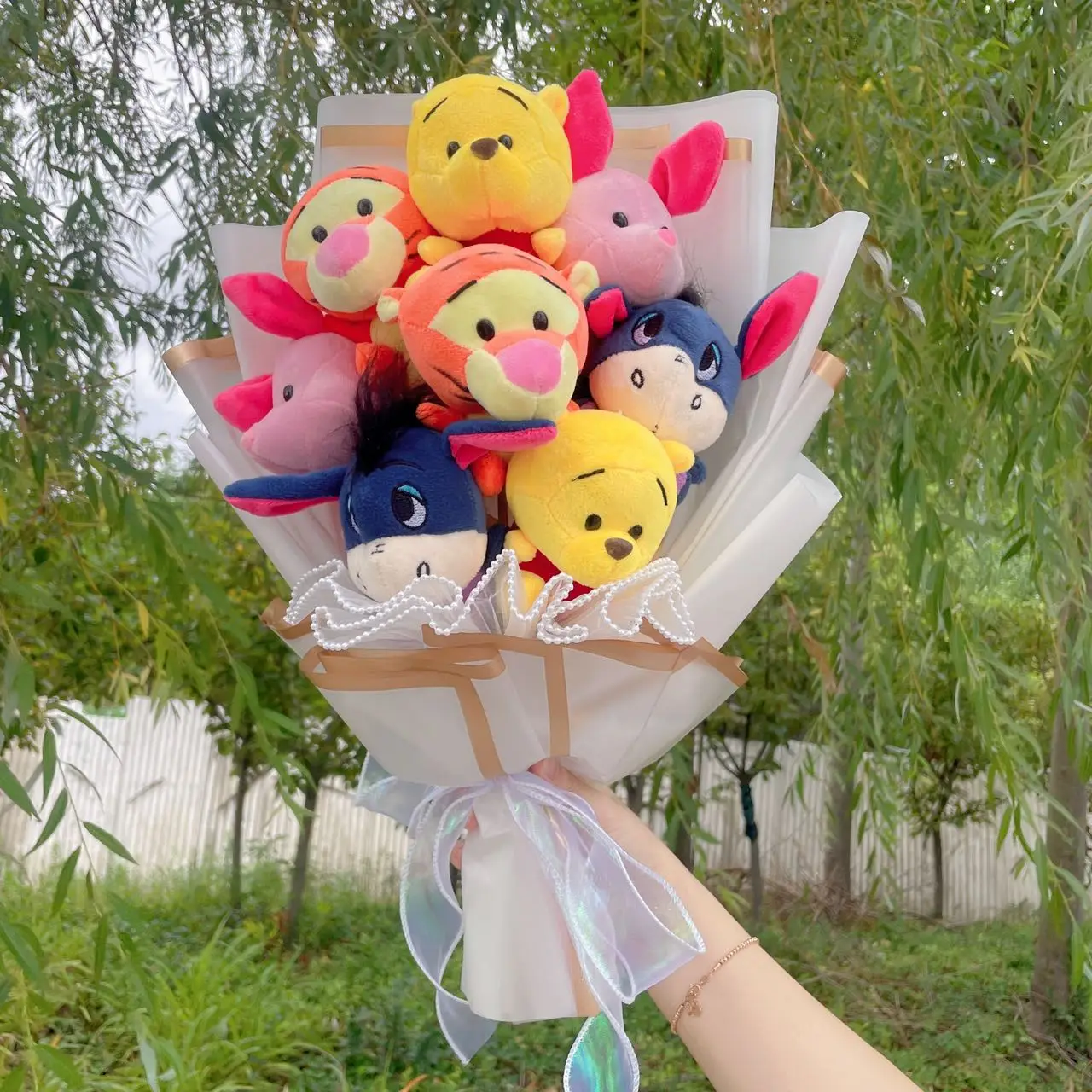 Cartoon Piglet Tigge Eeyore Winnie the Pooh Plush Doll Handmade Flower Bouquet Wedding Valentine's Day Christmas Graduation Gift