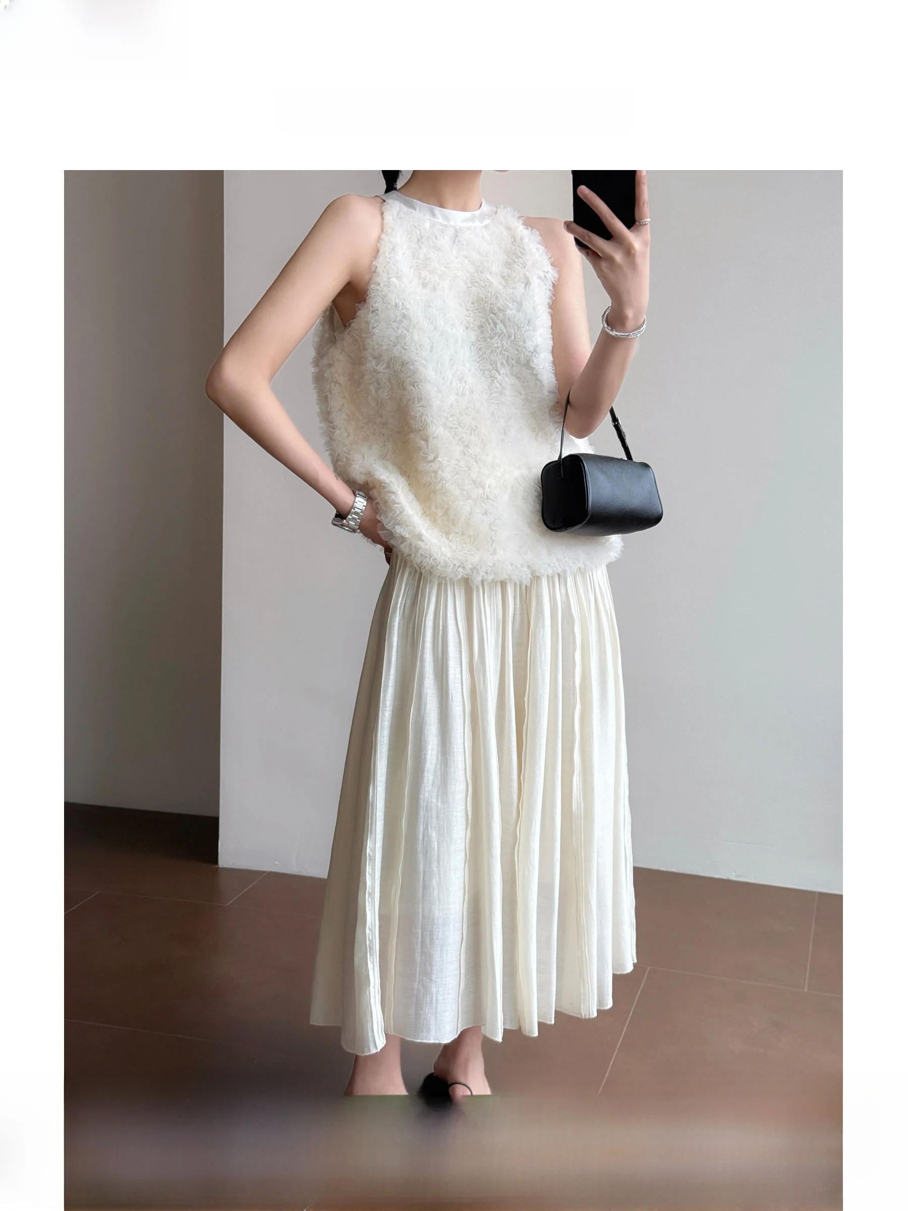 

Tasyava Sexy Shoulder Bared Vest Top with Pleated A-Line Skirt Two Piece Set High Waist Pure Color Spring Fashion Women'...