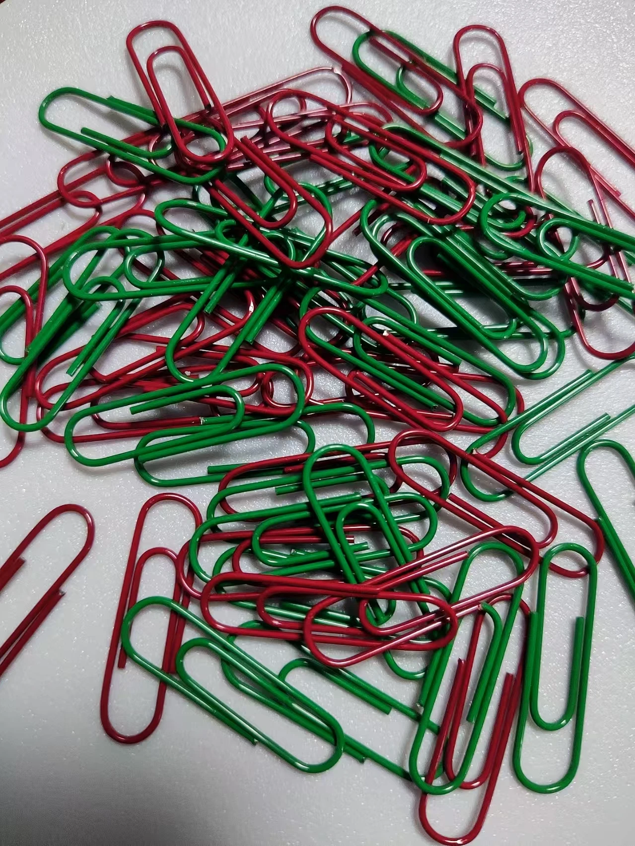 Bview Art 60pcs Christmas Themed Assorted Color Paper Clips for Office & School Supplies