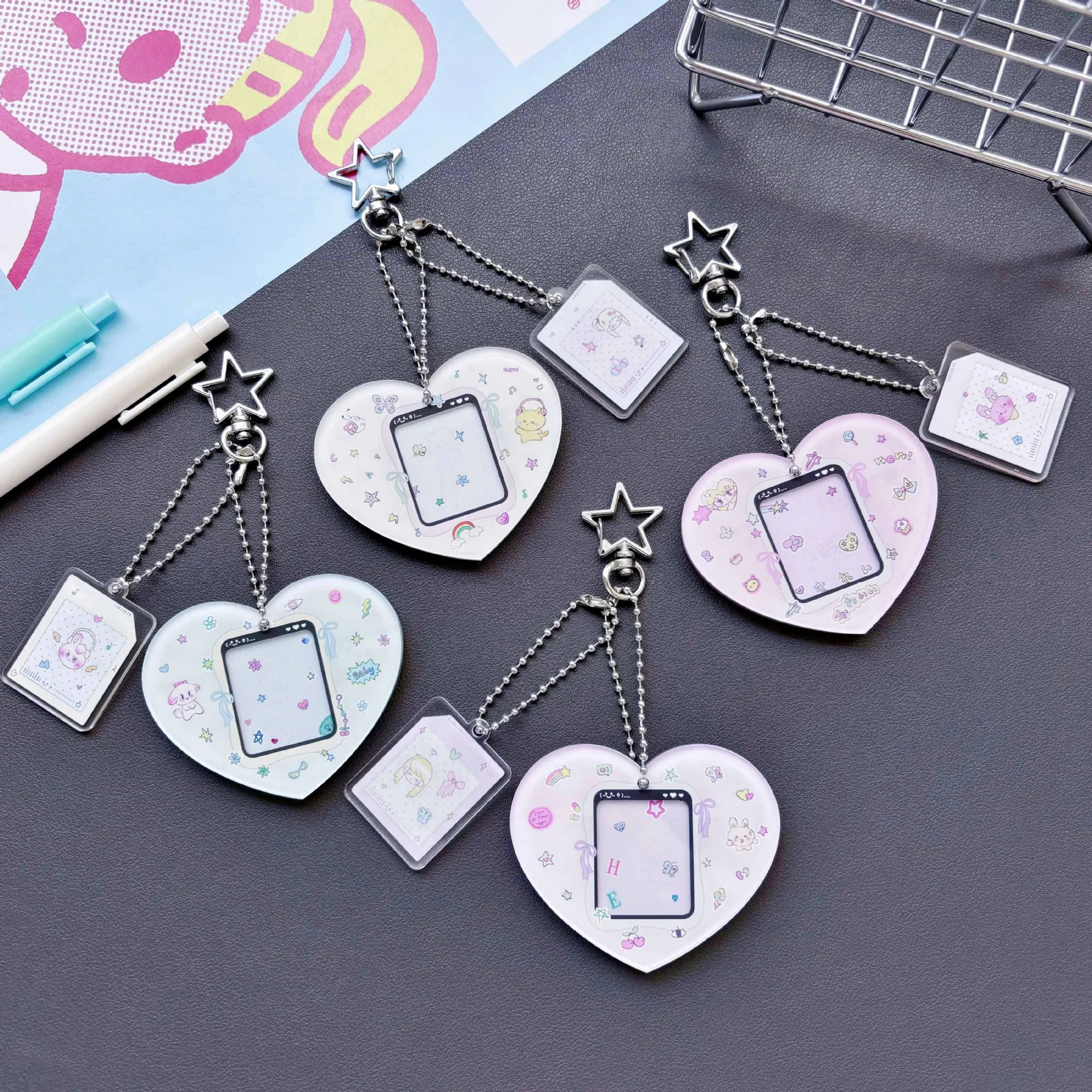 Acrylic Love Heart Photocard Holder Keychain Photo Card Holders 1x1.2 Inch ID Badge Holder K-pop Star Card Holder