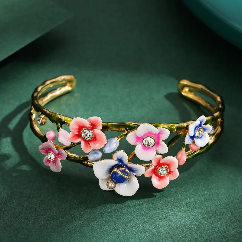 Bohemia High Sense Fashion Enamel Multicolor Orchid Cutout Open Bangle French Atmospheric Flower Hand Jewelry Bracelet for Women