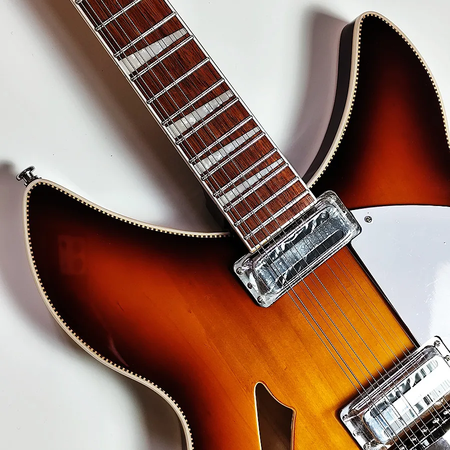 

Высококачественная электрогитара с 12 струнами, цвет санберст.