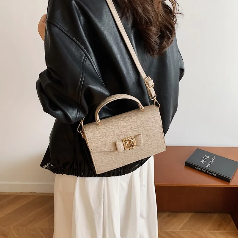 

Women’s Luxury Leather Classic Fashion Stylish Designer Crossbody Shoulder Tote Bag Elegant Handbag For Everyday Chic Looks