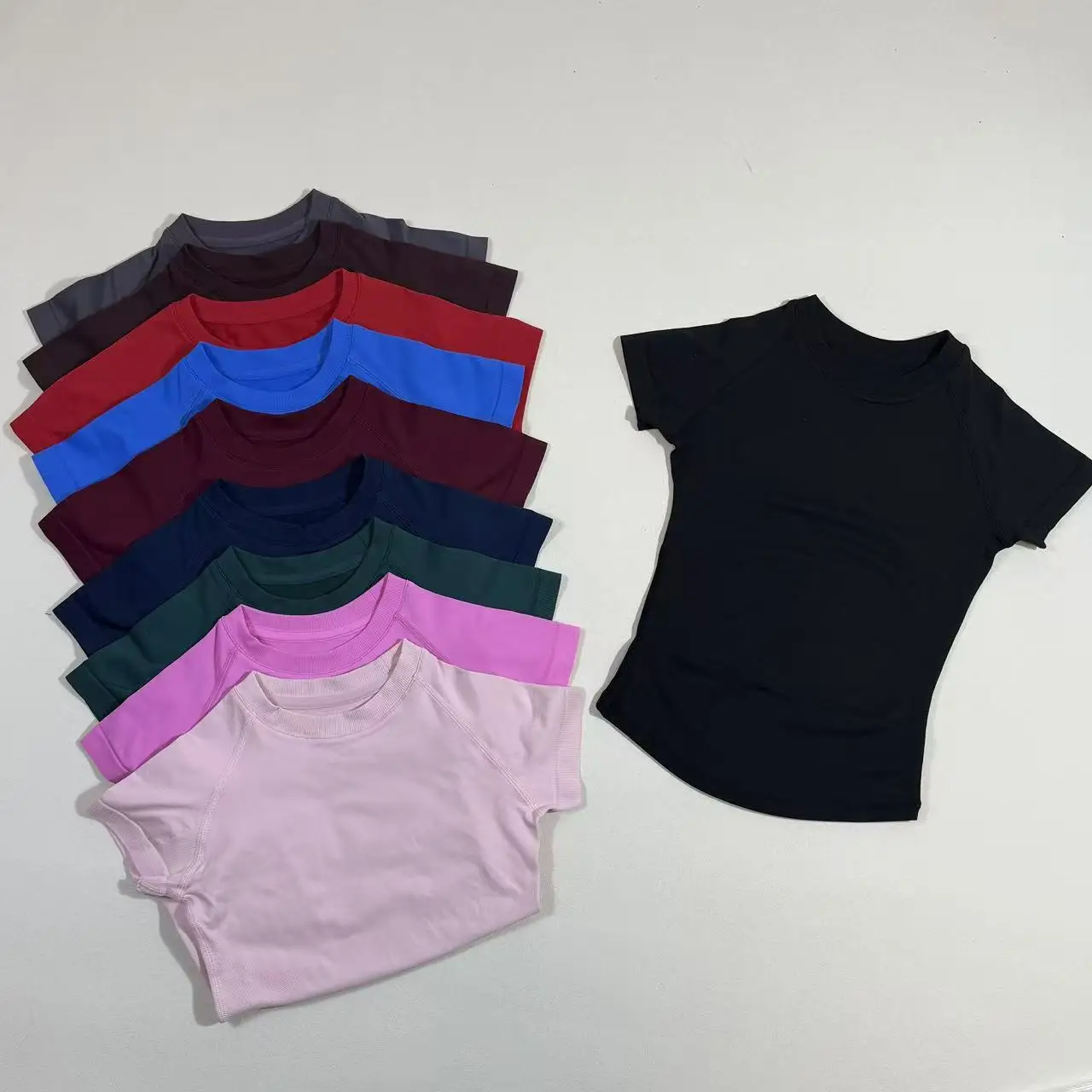 

UETEEY Sport Short Sleeve Top Seamless Yoga Leotard Clothing Women Running Sports T Shirt Workout Shirts Fitness Sports Vest