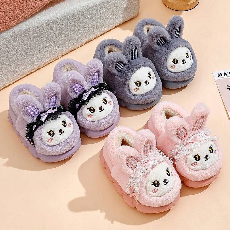 

Детские зимние плюшевые тапочки с кроликом — теплая домашняя обувь с нечетким мультяшным кроликом и нескользящей подошвой для детей