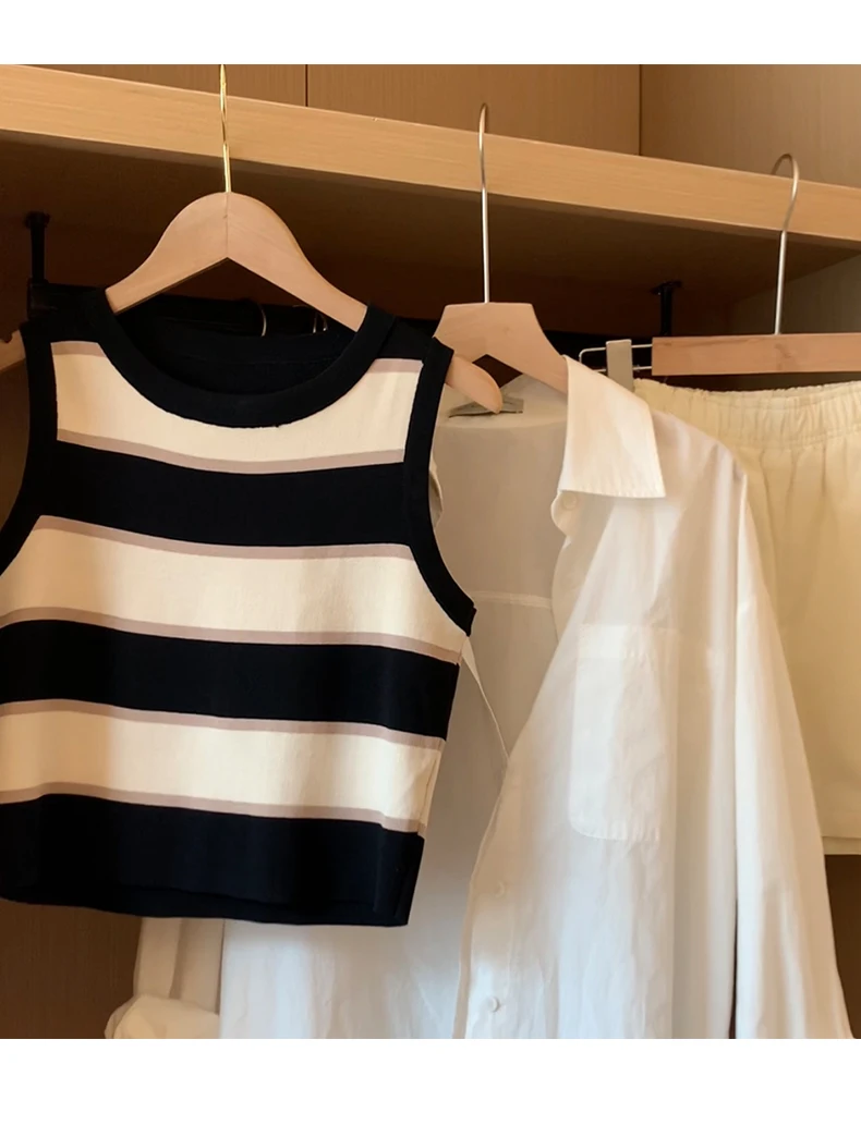 2026 Korean Style Versatile Striped Slim Tank Tops Women Summer Wearing Outside Fashion Sleeveless Top Women's Crop Tops
