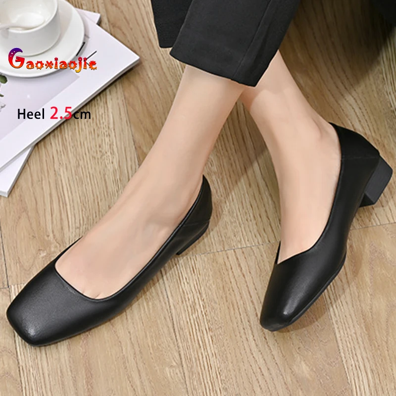 الموضة الكلاسيكية الأسود كعوب منخفضة 2.5 سنتيمتر أحذية نسائية كعب مربع رئيس مربع السيدات مضخات الأحذية الجلدية الناعمة أحذية عمل غير رسمية
