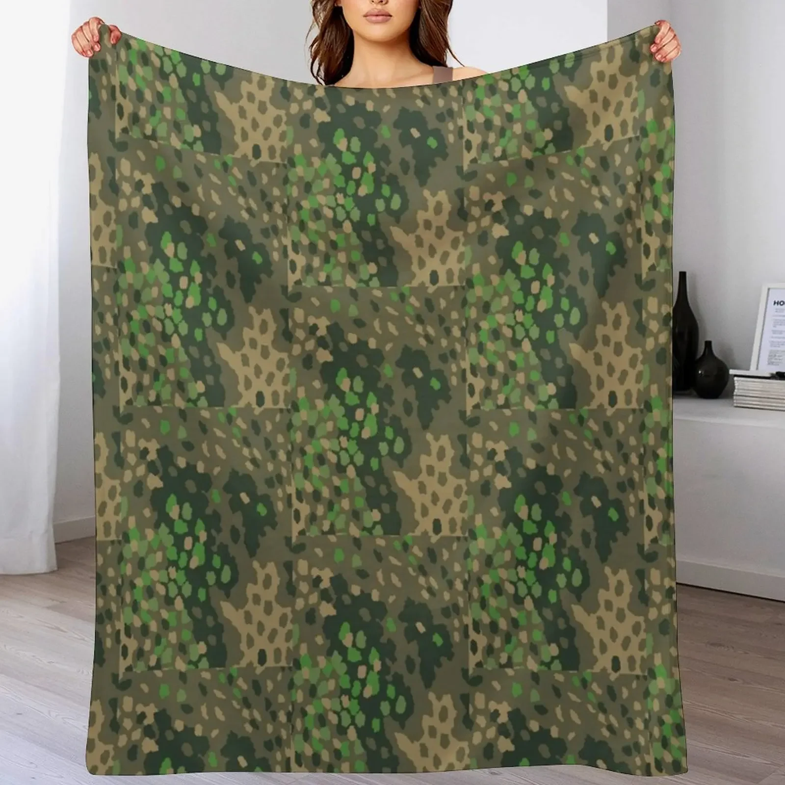 

Dot 44 German WW2 camouflage pattern Throw Blanket Bed Custom blankets ands Furry Blankets