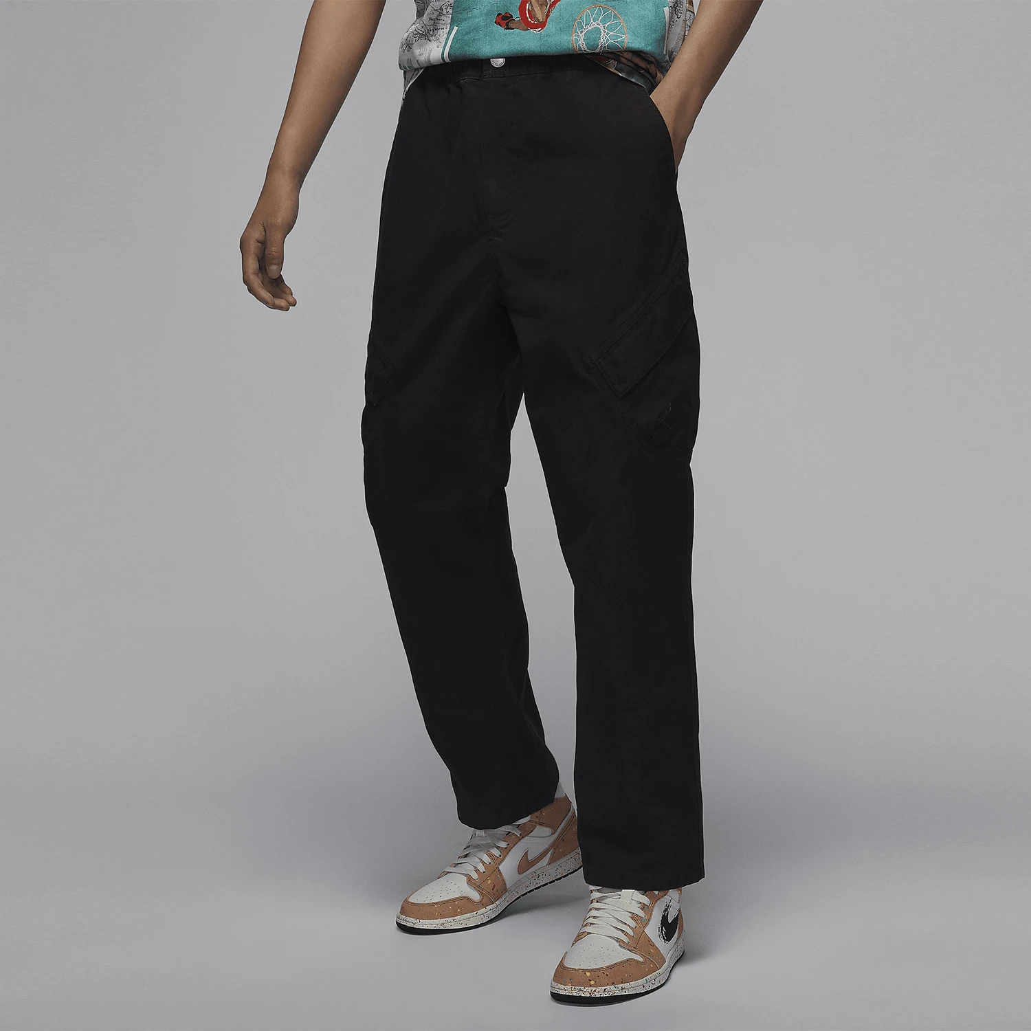 

Nike Official Genuine JORDAN Men's Casual Loose Fit Long Pants FV7256-010