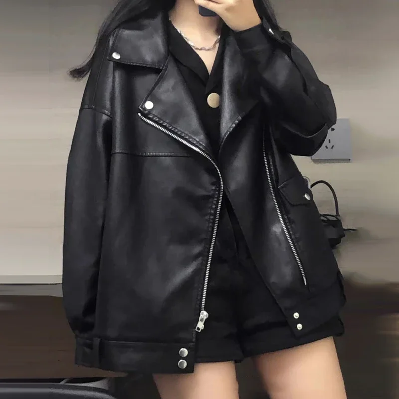 Damen-Jacke mit langen Ärmeln, dickes PU-Leder, schwarze Farbe, lockere Passform, schlankmachendes Oberteil, vielseitig einsetzbar für den Winter, lässig, modisch, elegant