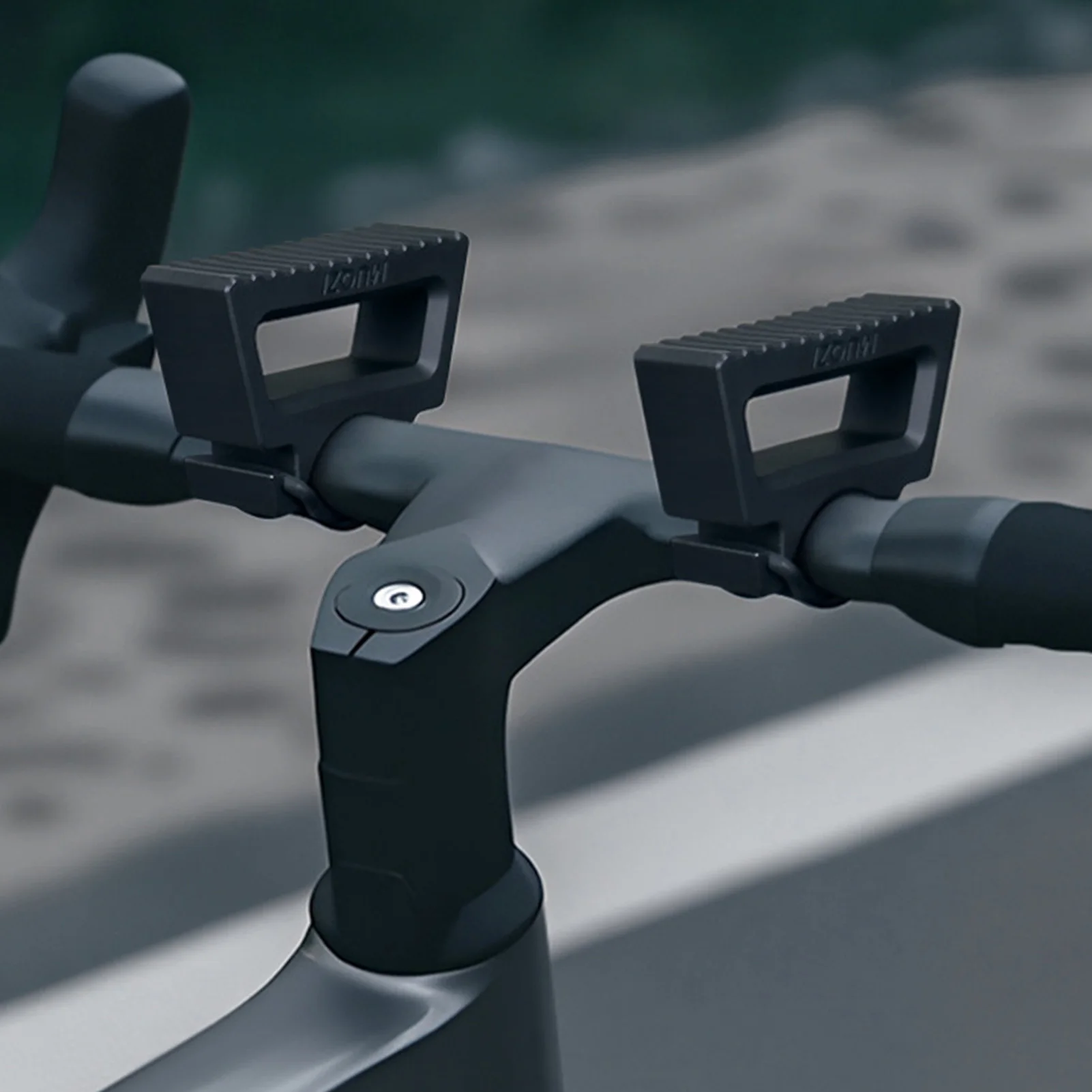 

2Pcs Bicycle Repair Stand Handlebar Holder With Stable Grip Upside Down Parking Bike Repaire Stand Outdoor Maintain Tools