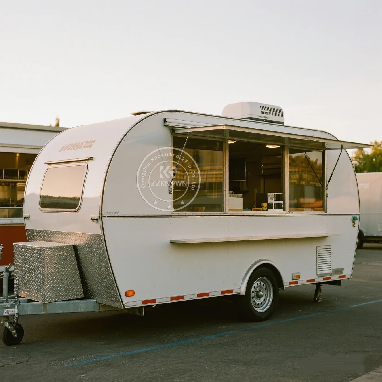 

Фудтраки на продажу в Европе, фургоны для доставки еды, мобильные кафе, тележки для вафель, передвижные киоски с едой