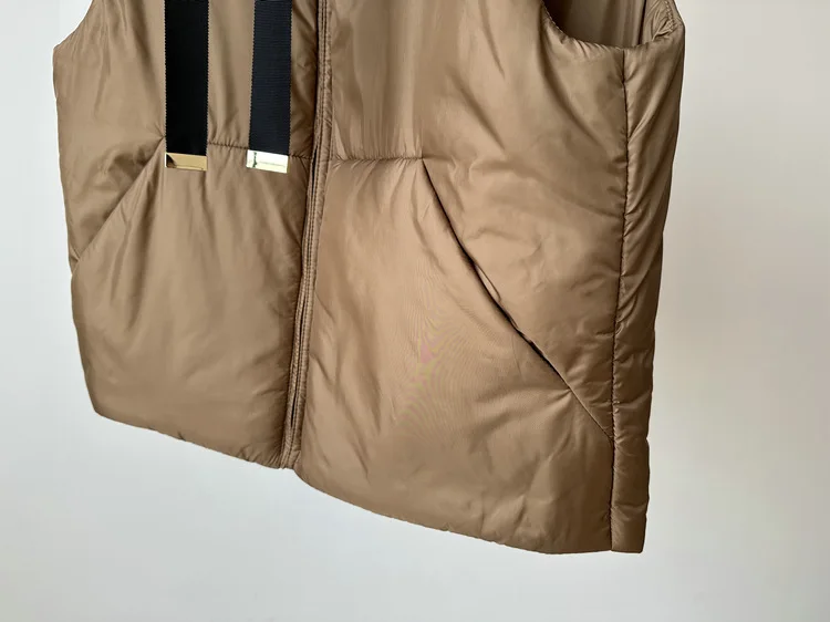 Gilet in piumino cammello di alta qualità da donna 2025 nuovo colletto alla coreana con coulisse alla moda ispessito