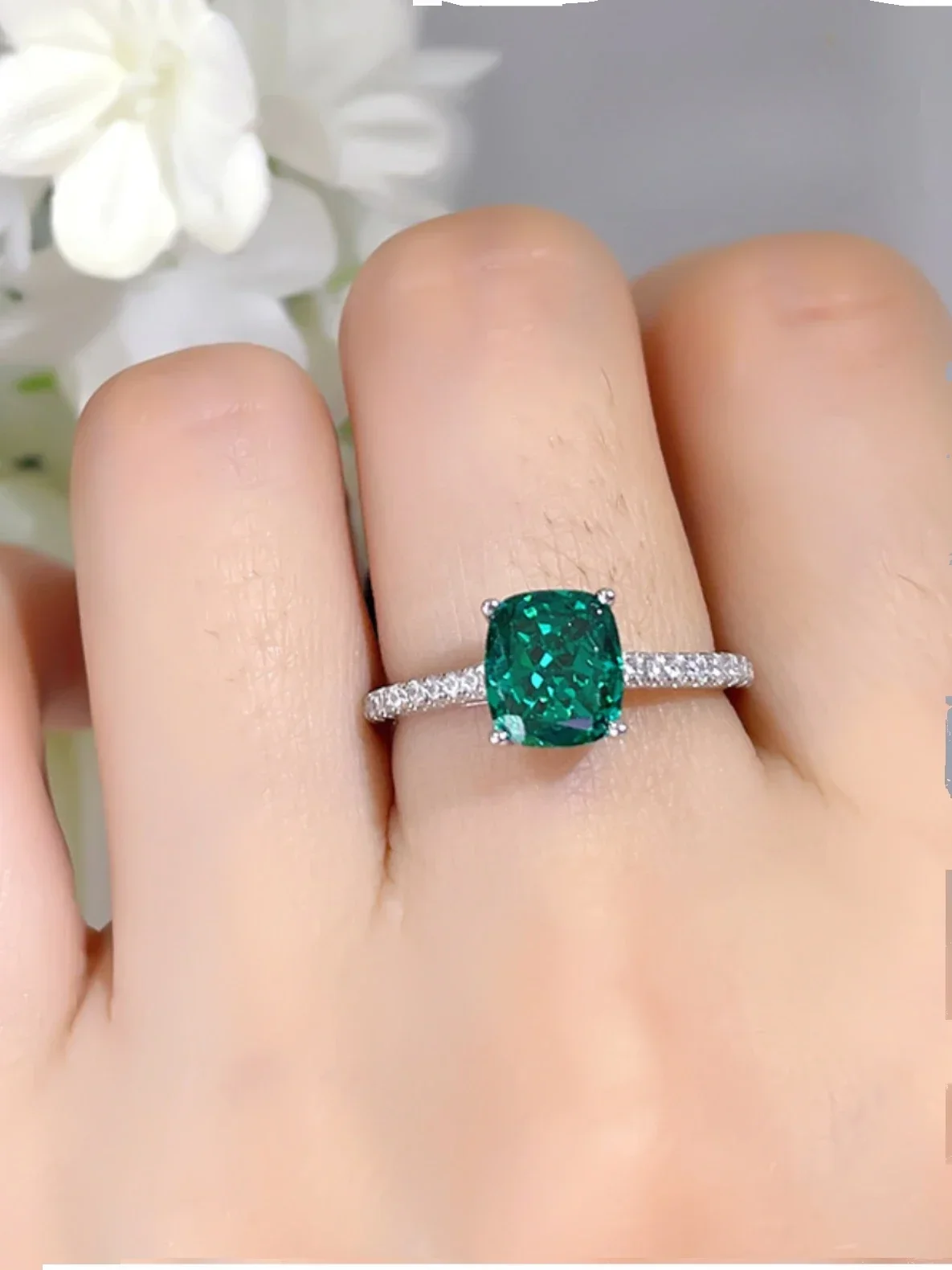 925 sterling silver light luxury temperament 1 carat emerald ring women's high carbon diamond wedding jewelry wholesale