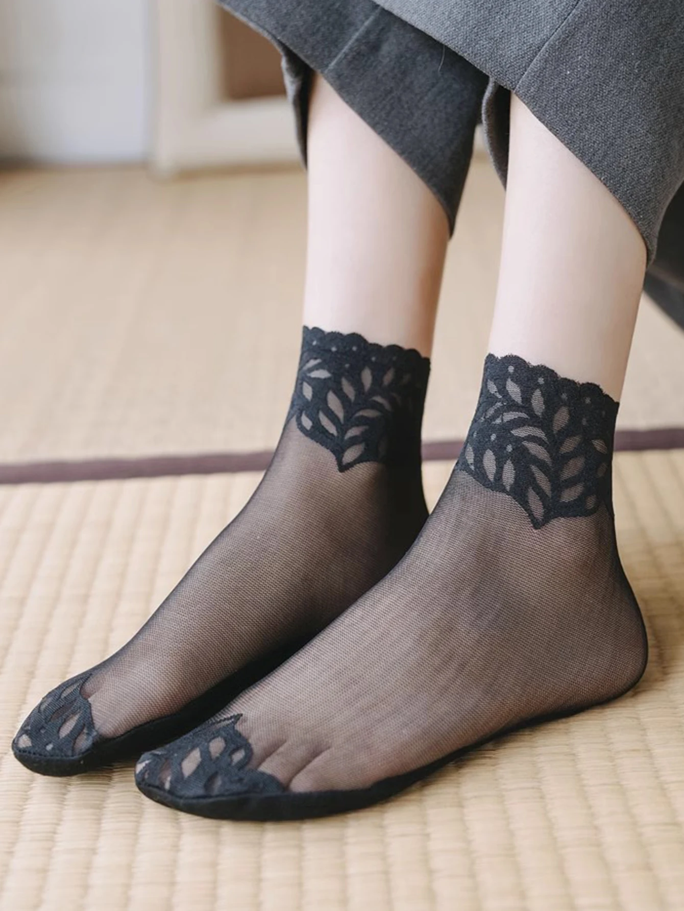 الجوارب النسائية الجوارب النسائية النقية يترك الأربطة غير مرئية السيدات قارب جوفاء عدم الانزلاق جوارب الضحلة