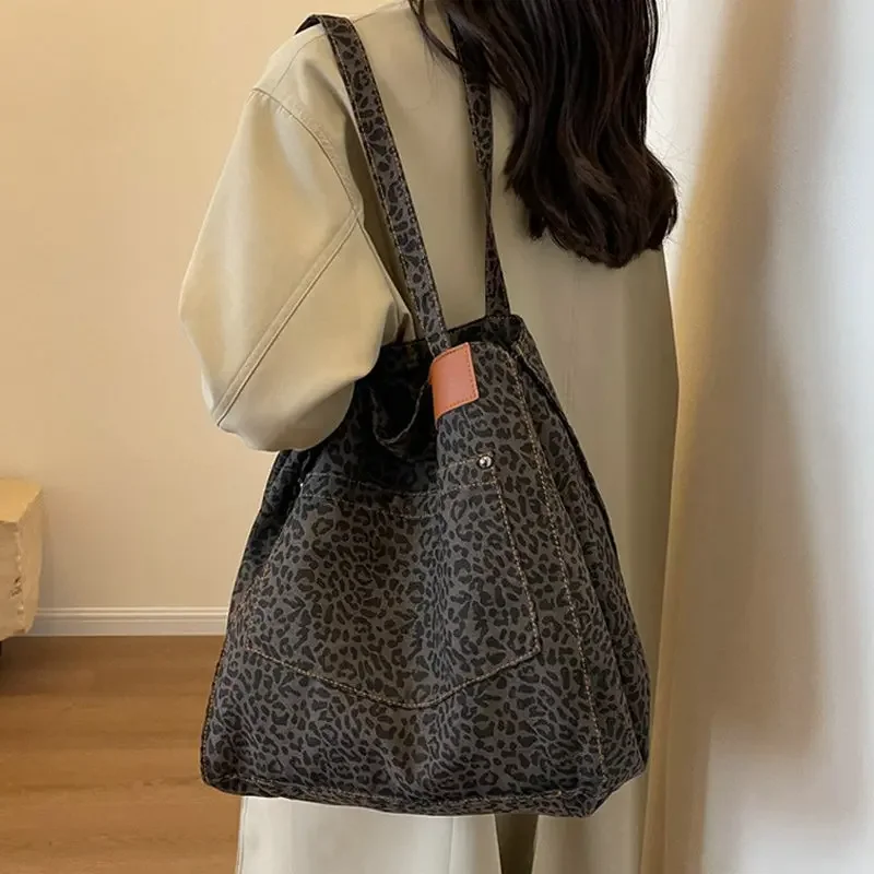 Women's Bag Cheap Casual Large Capacity Shoulder Bags Shopper Canvas Vintage Harajuku Zipper Leopard Pattern Print Handbags