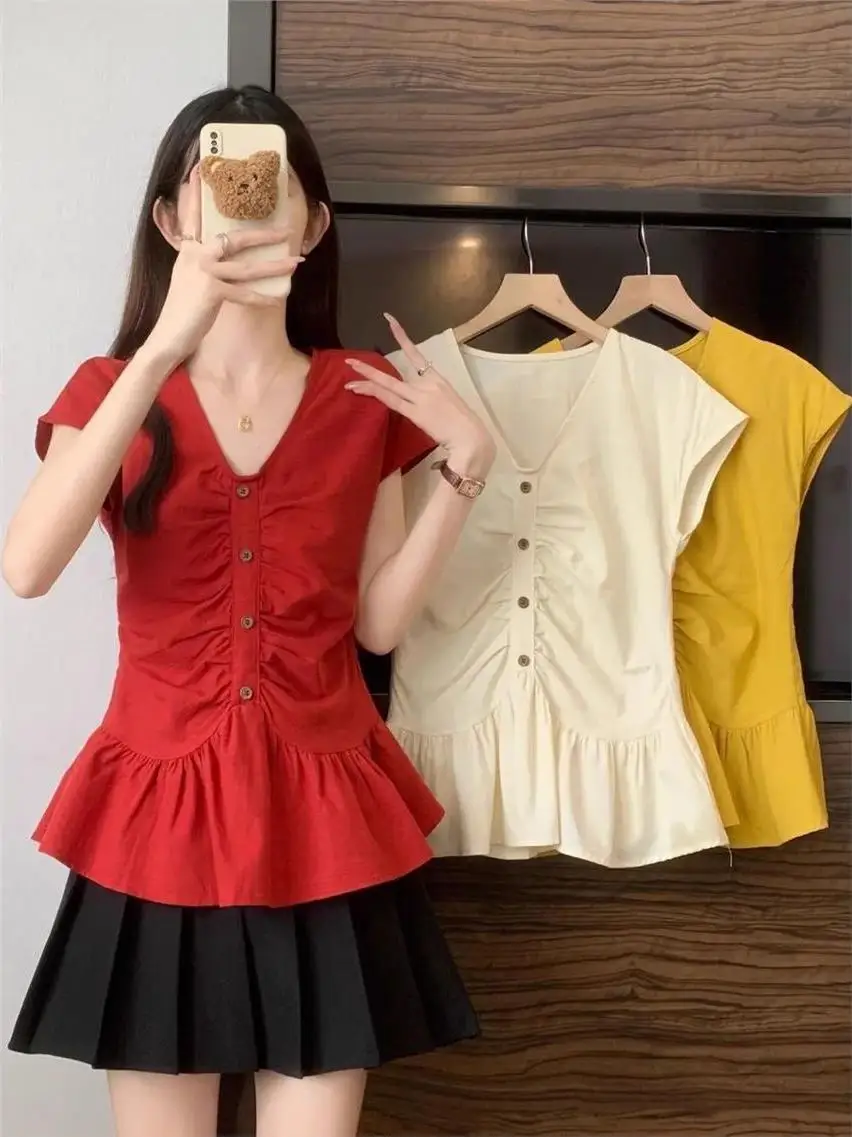 

Chic Red V-Neck Short Sleeve Shirt Women's plus Size Doll Shirt Puffy Top Commute Style High Waist Seven-Piece Suit Home Wear