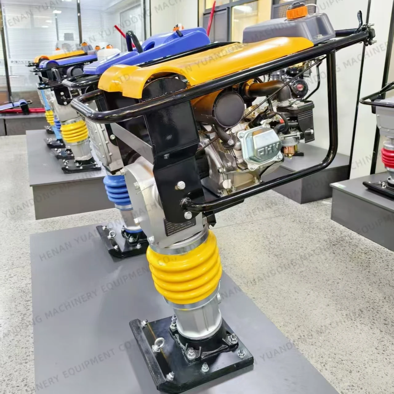 HCD-130 Jumping Ham…