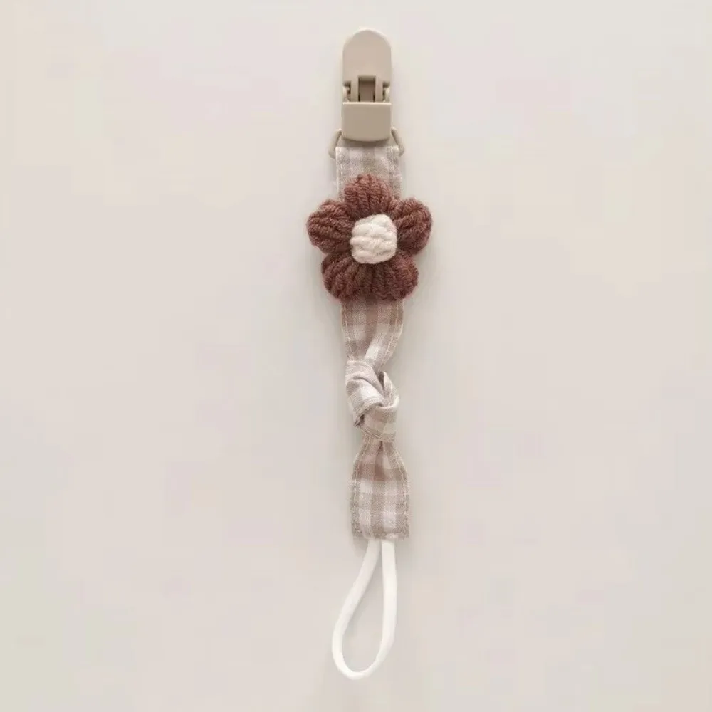 Aesthetic Cute Flower Dummy Nipple Holder Plastic Anti-drop Baby Pacifier Chain Colorful Plaid Embroidery Pacifier Clips Toddler