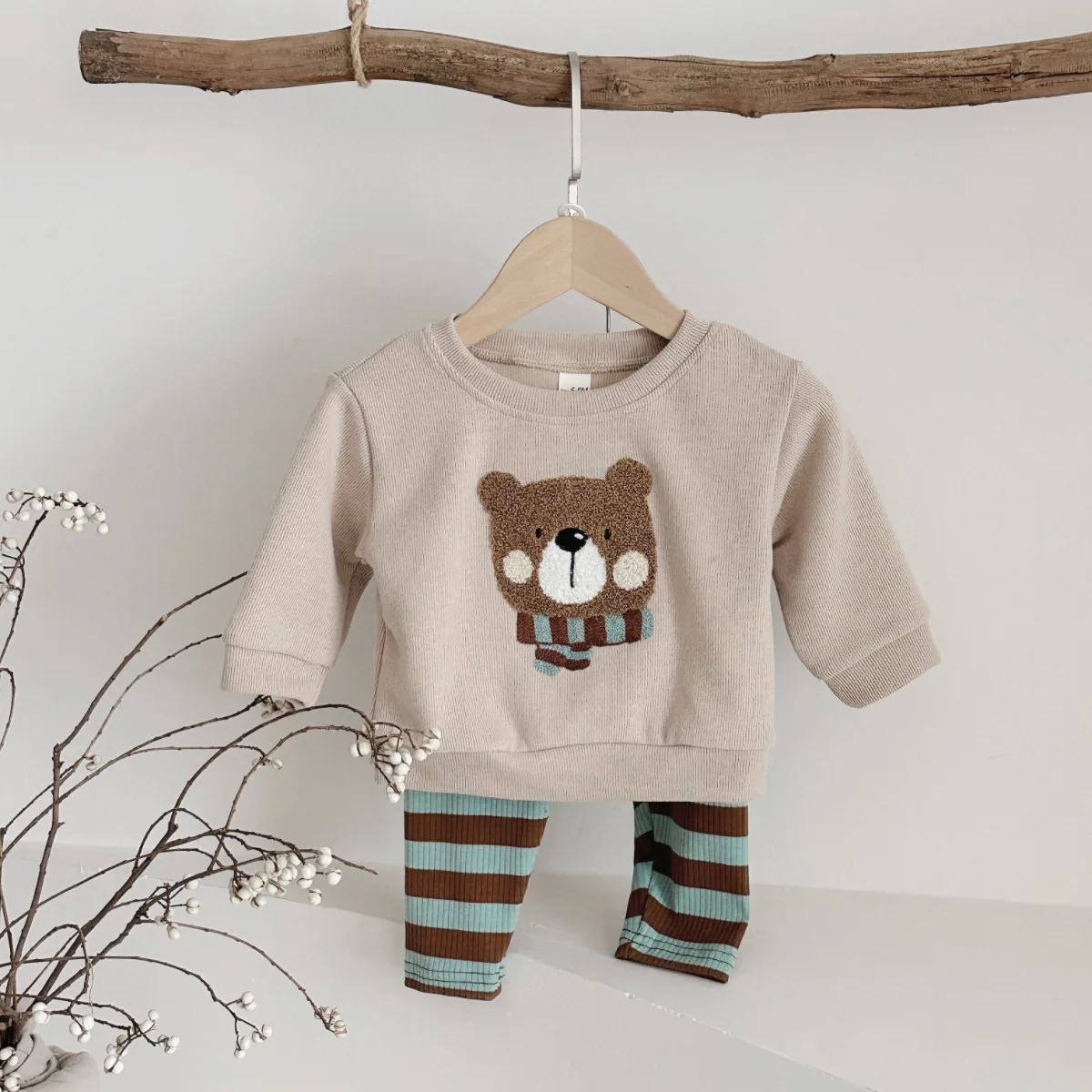

Autumn Warm Infant Baby Boy Clothes Outfit Girls Top Pants Sets Long Sleeve Suit Kids Bear Cartoon Clothing Tracksuit 2Pcs