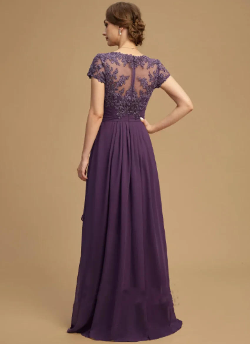 Lace Applique Tulle V-Neck Chiffon Party Gown 2024 Purple A-line Short Sleeve Mother of the Bride Dress With Cascading Ruffles