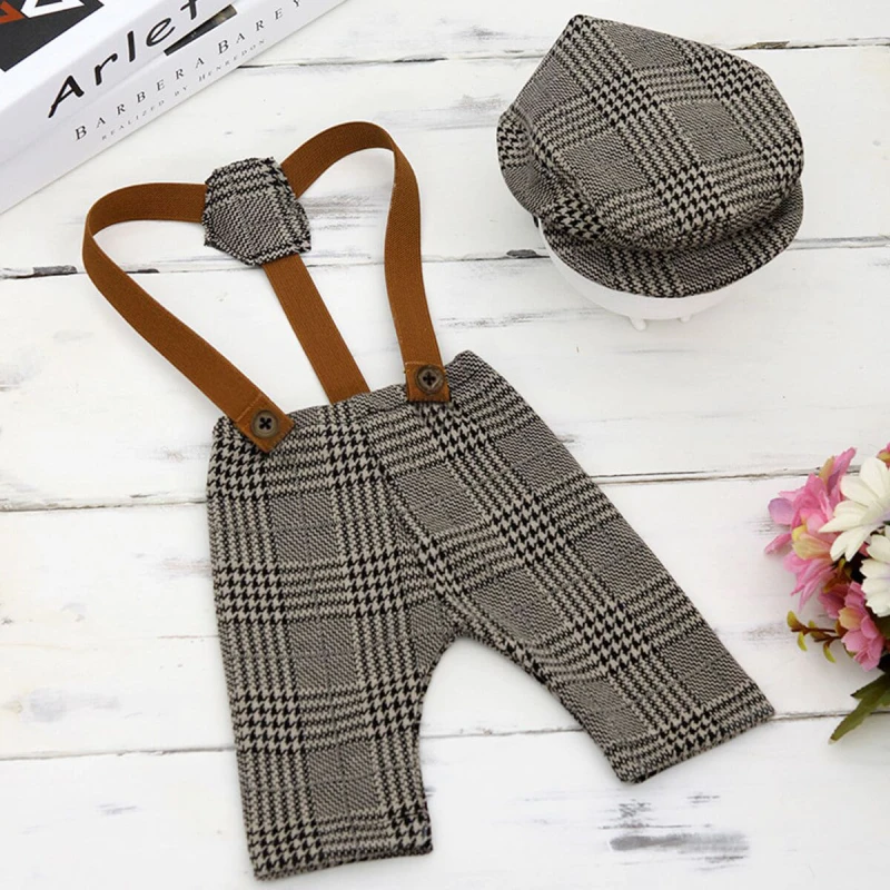 Ylsteed 2 Pieces Newborn Boy Photography Outfit Little Gentlemen Overalls Baby Plaid Suspenderants Casquette Set