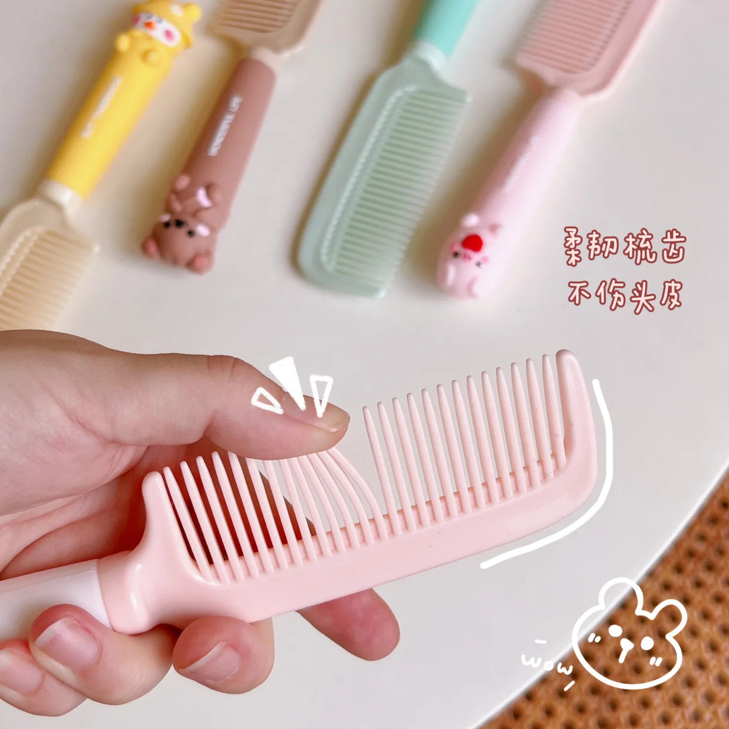 Portable Mini Comb Hair Brush Candy Color Cute Cartoon Massage Hair Comb Women\'s Home Anti Static Straight Hair Comb