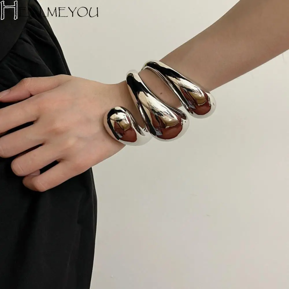 

Vintage Geometric Smooth Bracelet Irregular Multilayered Spiral Water Droplet Bracelet Punk Hiphop Metal Heavy Cuff Bangle