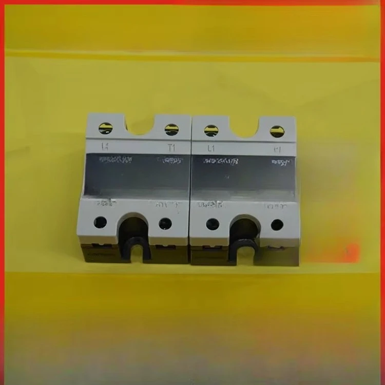 For New High Quality RM1E23AA50 RM1E23AA100 Solid State Relay