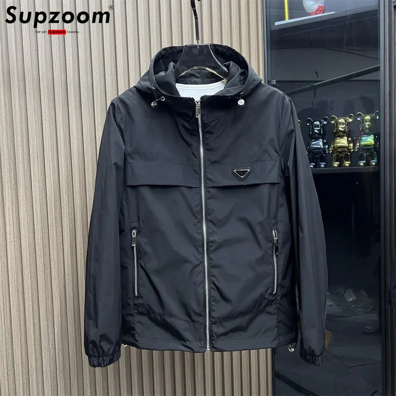 

Supzoom 2025 Новое поступление, осеннее и зимнее пальто с геометрическим рисунком и застежкой-молнией, верхняя модная свободная скрытая шляпа, повседневное пальто, куртка для мужчин
