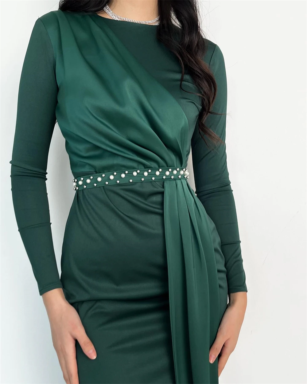 Vestido de noite personalizado, camisa verde requintada, gola redonda, mangas compridas, sereia, comprimento do tornozelo, cinto franzido, pérolas, vestidos de celebridades