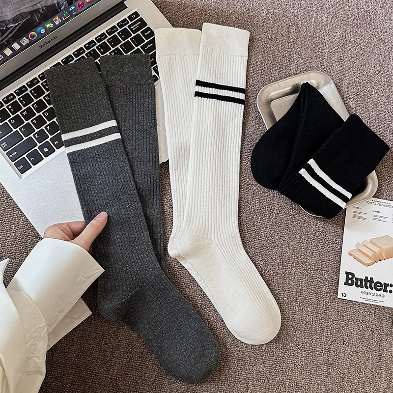 جوارب نسائية مخططة مضادة للانزلاق - تصميم رياضي بدون عظم لتشكيل الساق، ملابس الشارع على الطراز الياباني JK الأساسية