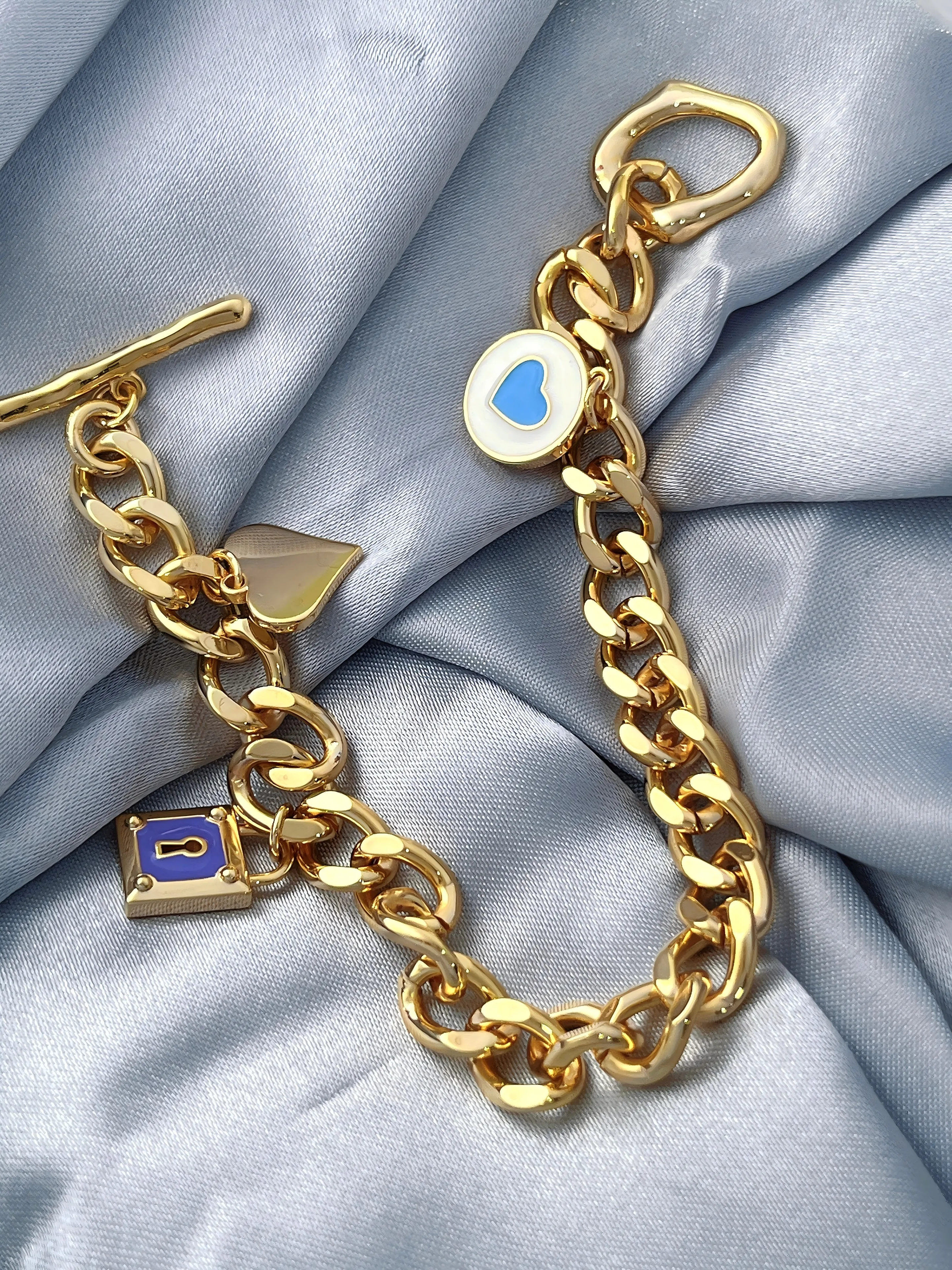 

Fashion Lock Heart Bracelet for Men And Women Enamel Love Heart Design Cross-Border Style Jewelry Accessory