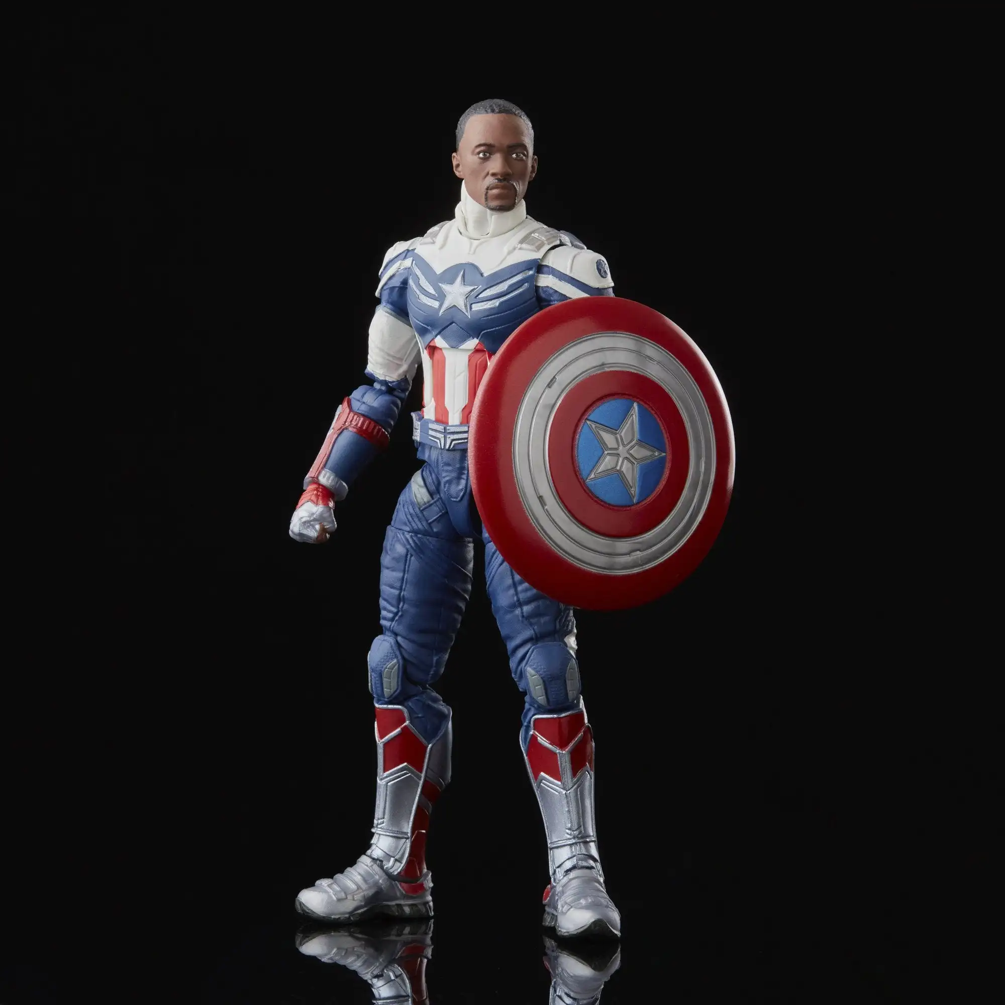 マーベルレジェンド　キャプテン・アメリカ　2体セット マーベル・レジェンド 6インチ・アクションフィギュア 2パック