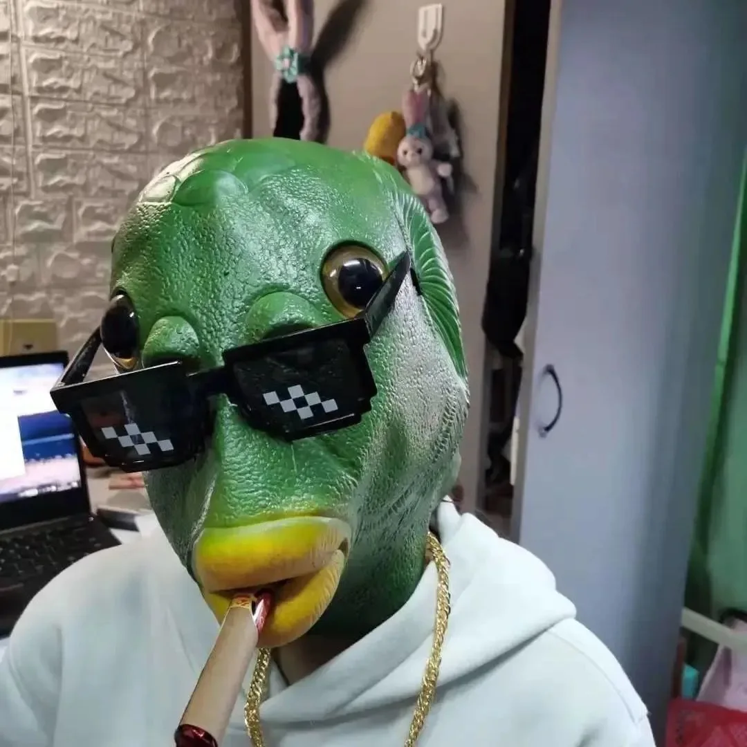 Halloween Funny Cosplay Costume Mask Unisex Adult Carnival Party Green Fish Head Mask Headdress Suitable for Fancy Dress Party