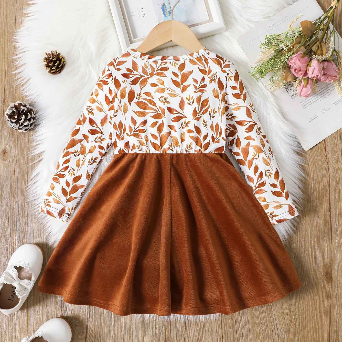 PatPat Toddler Girl Floral Leaf Print Velvet Splice Long-sleeve Dress Soft and Comfortable  Perfect for Outings and Daily Wear