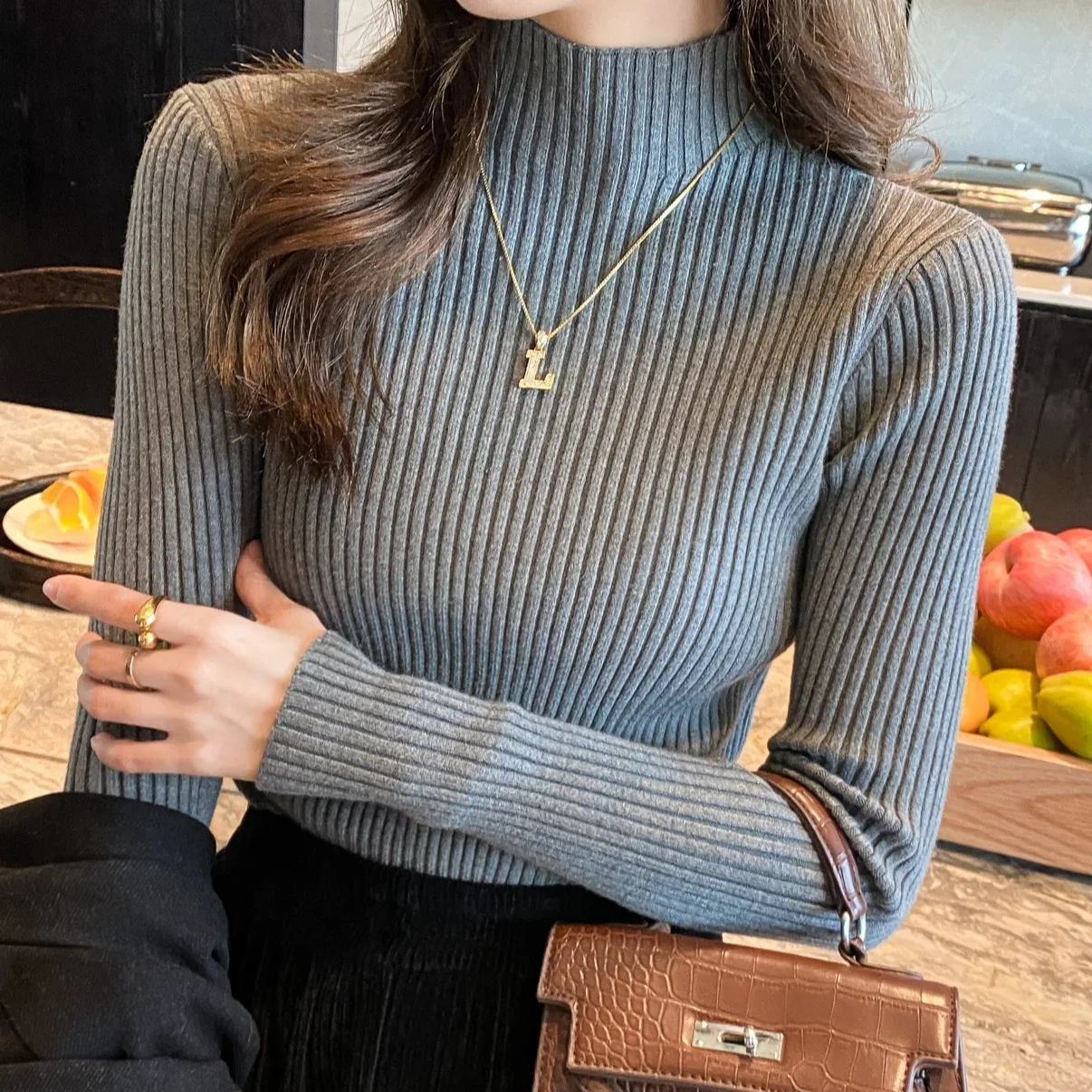 

Half high neck sweater base sweater women's autumn winter 2025 new item interior white top versatile and stylish knit Pullovers