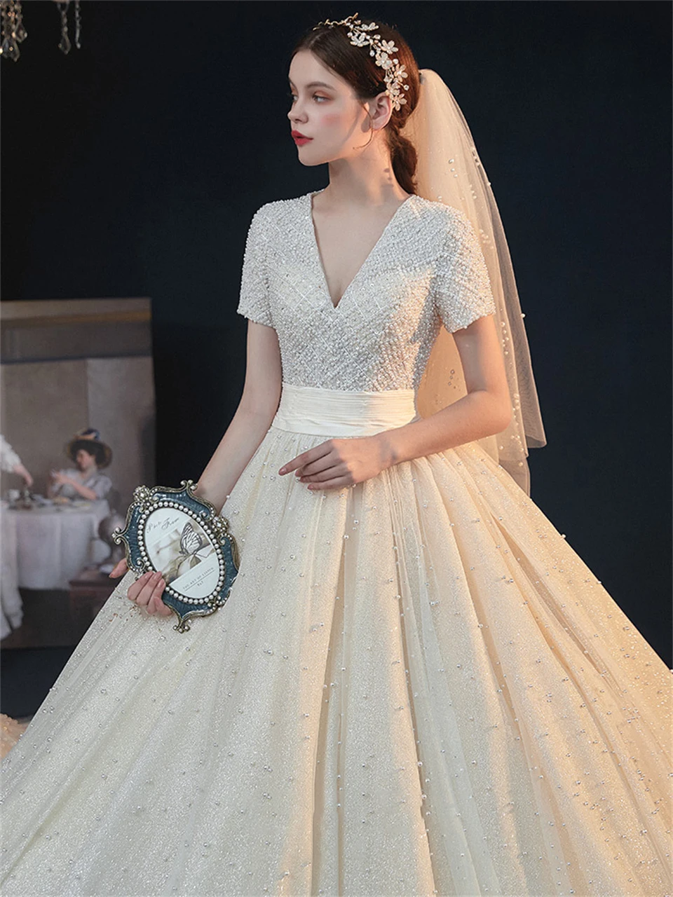 Customized V-neck Short Sleeves Glitter Pearl Tulle Wedding Dresses 2025 Chapel Train Ball Gown Bridal Gowns Vestido De Noiva