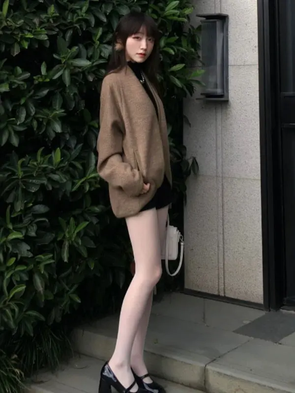 

Ретро-пальто из шерсти свободного кроя для женщин, осень 2026, корейская версия, удобное, свободное, большое пальто для дам