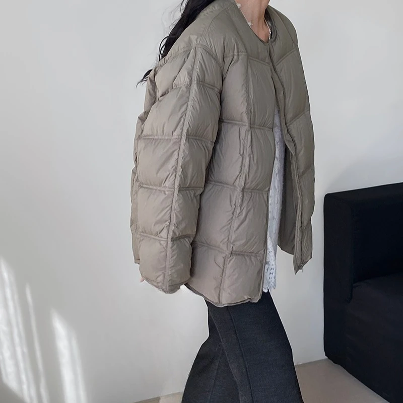 Fluffy and Warm White Duck Down with Bag Down Jacket Round Neck Comfortable Fashion Temperament Beautiful Bread Jacket