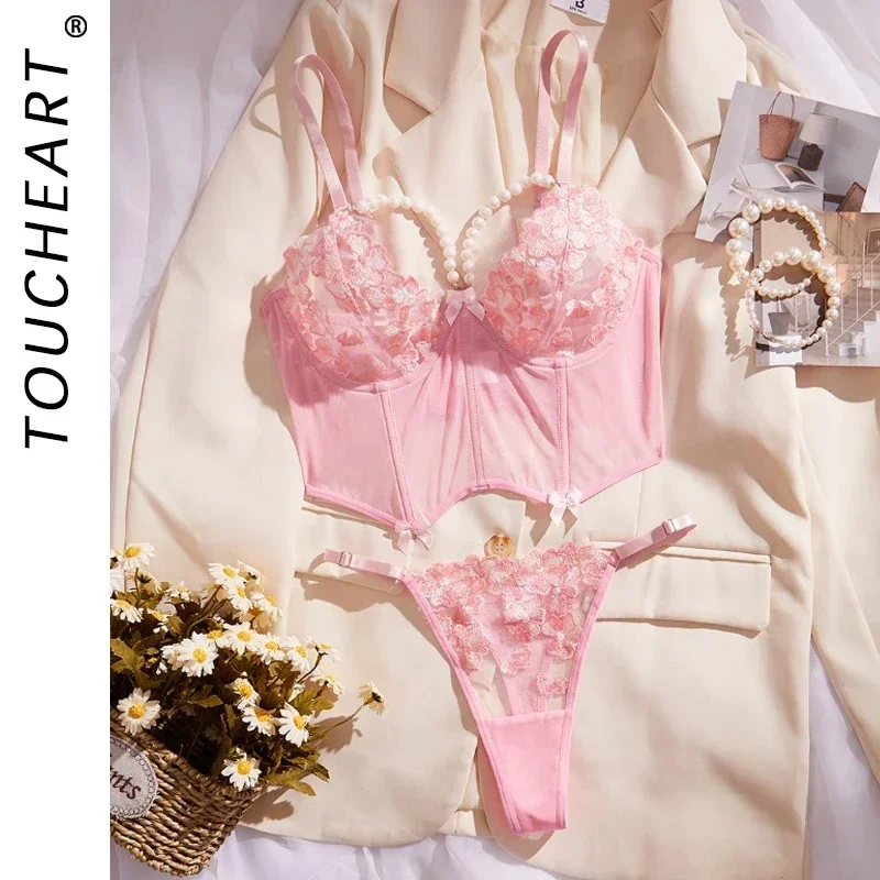 

Toucheart Lace Floral Embroidery Sexy Underwear Fun Suit For Women Pearl Chain Splicing Thin Mesh See-Through Sexy Lingerie Set