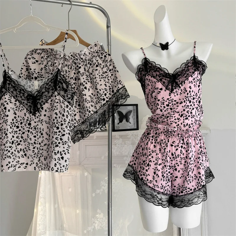 

Сексуальные женские пижамы на подтяжках, интимное белье с леопардовым принтом, кружевной топ и шорты, одежда для сна, комплект из двух предметов, летняя атласная домашняя одежда