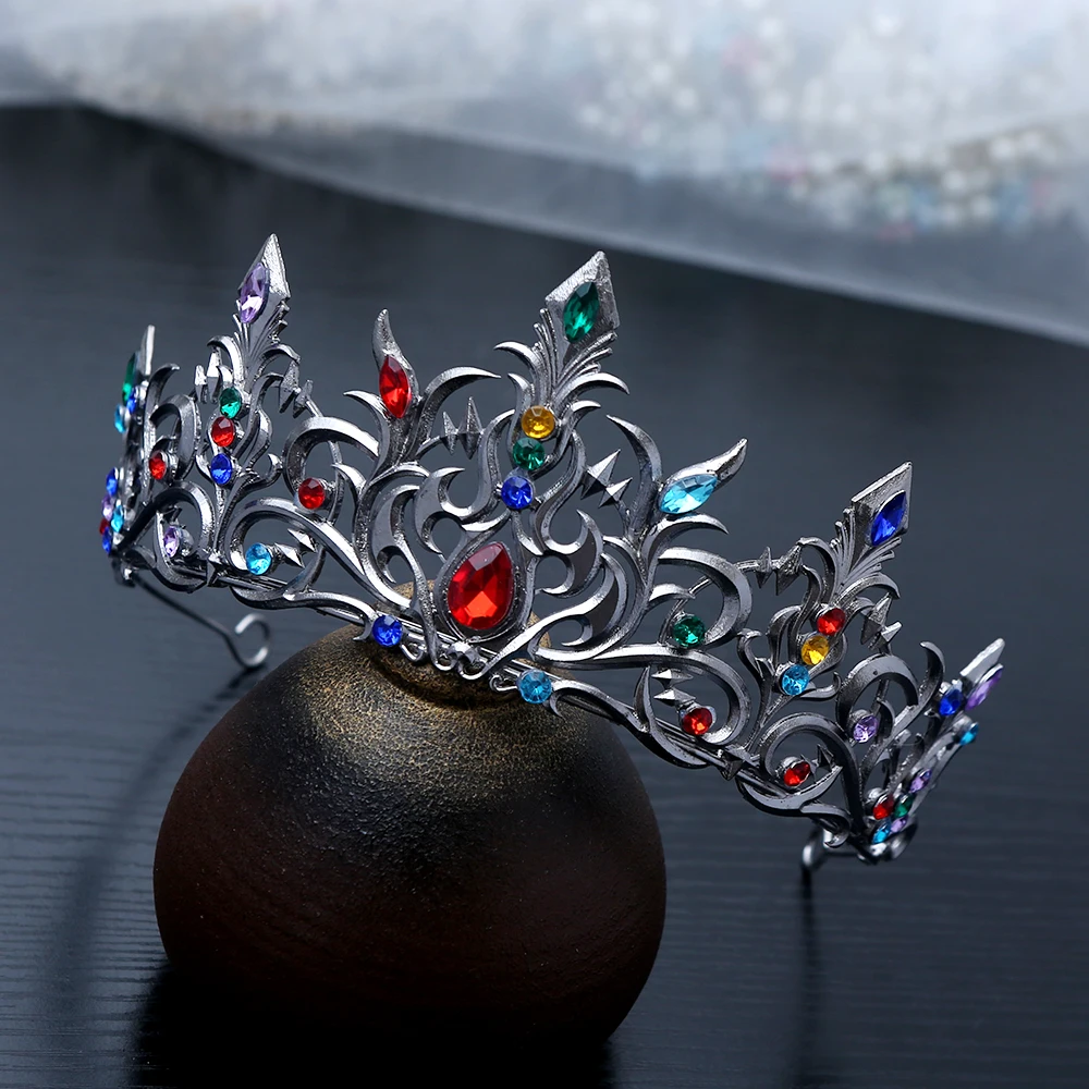 Gotische Regenbogen-Edelsteine, Haarkrone, kompliziertes mittelalterliches Fantasy-Design, perfektes Cosplay, Renaissance, bezaubernde besondere Anlässe – Detail 4