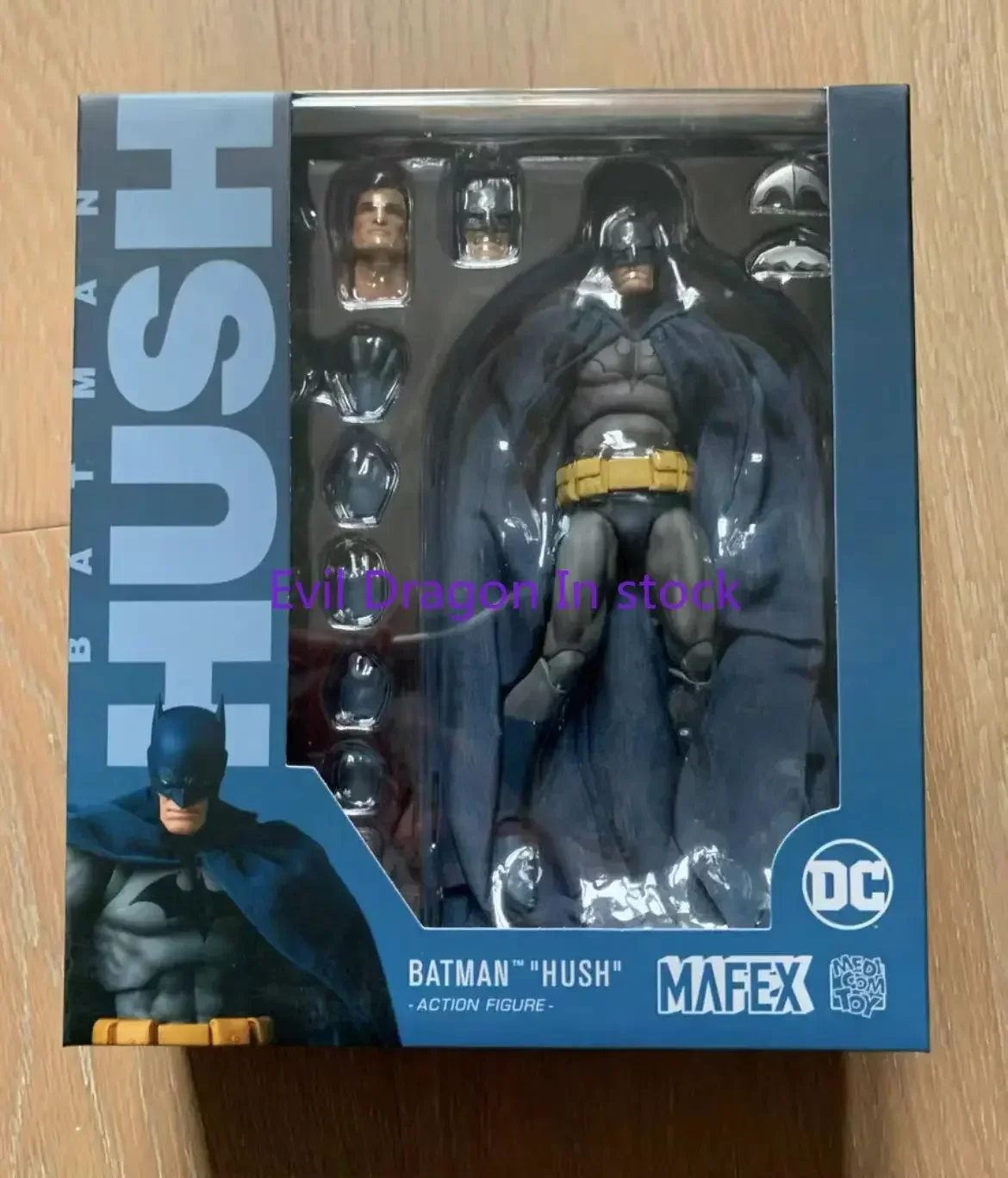 

In Stock 100% Original MAFEX 105 BATMAN HUSH Anime Action Collection Figures Model Toys Figura PVC Gifts In Stock