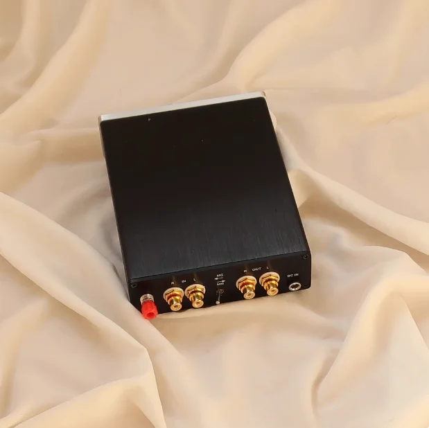 MM/MC moving coil moving magnetic phono amplifier singing low noise vinyl phonograph discrete components class A circuit