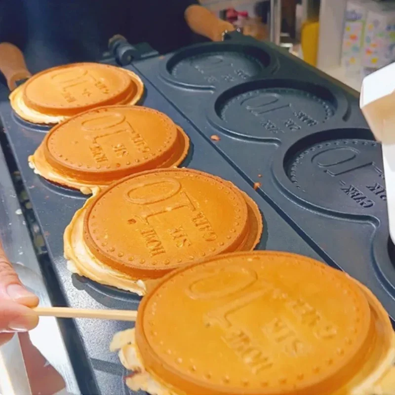 Japanese Coin Shaped Pancake Double Pan Wooden Handle Non-Stick Aluminum Sandwich Waffle Baking Tray Home Cooking Party Dessert view 4