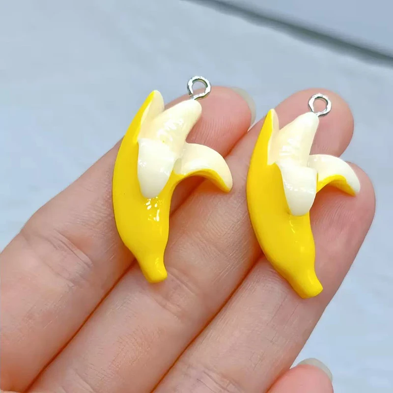 10pcs/lot Cute Peeled Banana Resin Pendants Charms for DIY Earring Necklace Bracelet Jewelry Keychain Making Food Accessories