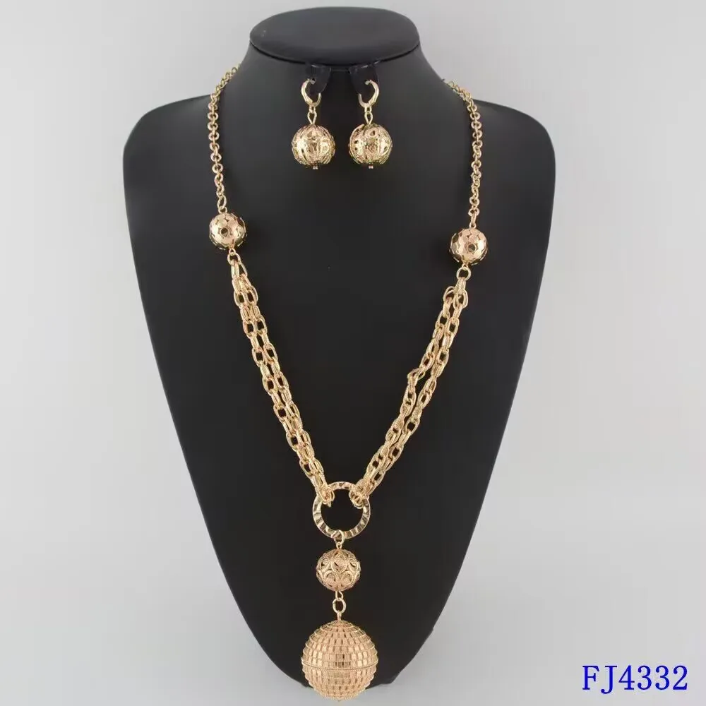 

Дубайский модный золотой ювелирный набор - позолоченное 18-каратным золотом ожерелье и серьги, аксессуар для вечеринки